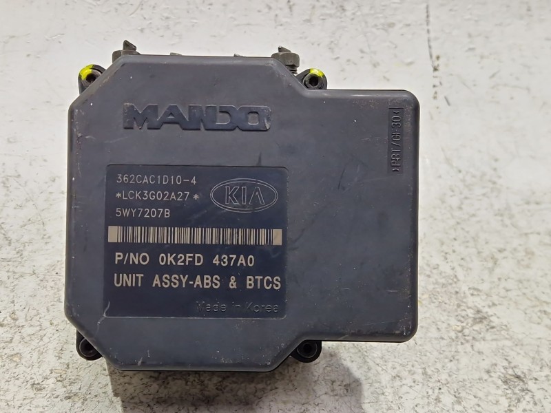 Recambio de nucleo abs para kia carens (rs)(2003) 2.0 crdi referencia OEM IAM OK2FD437A0  