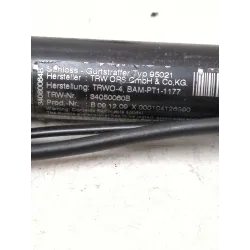 Recambio de pretensor cinturon delantero izquierdo para bmw 5 (e60) 530 d referencia OEM IAM 33040940D  