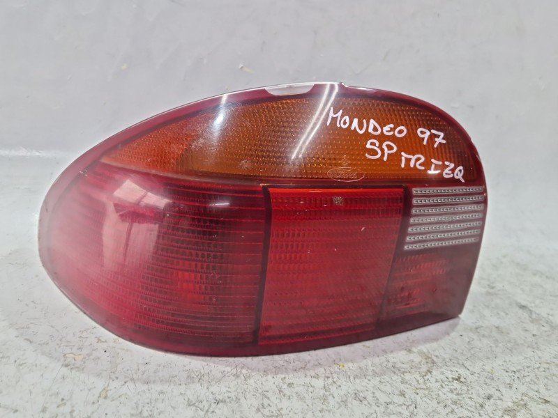 Recambio de piloto trasero izquierdo para ford mondeo i sedán (gbp) 1.8 td referencia OEM IAM 93B613N004  