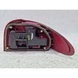 Recambio de piloto trasero izquierdo para ford mondeo i sedán (gbp) 1.8 td referencia OEM IAM 93B613N004  