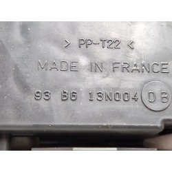 Recambio de piloto trasero izquierdo para ford mondeo i sedán (gbp) 1.8 td referencia OEM IAM 93BG13N004  