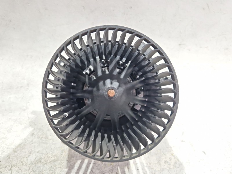 Recambio de motor calefaccion para peugeot 307 (3a/c) 2.0 hdi 110 referencia OEM IAM b6830  