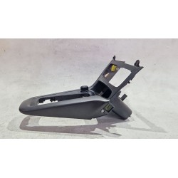 Recambio de guarnecidos palanca cambio para ford focus iii 1.5 tdci referencia OEM IAM F1eba044h83a  