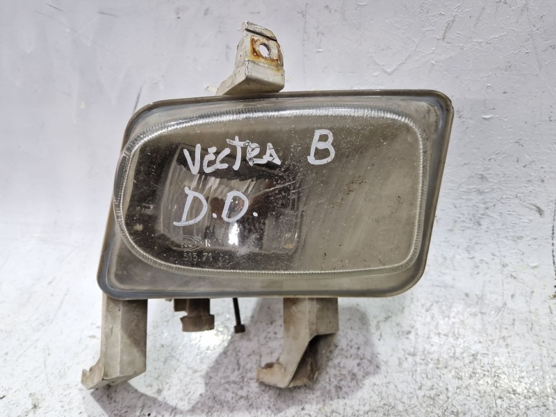 Recambio de faro delantero derecho para opel vectra b (j96) 2.0 dti 16v (f19) referencia OEM IAM 90464664  