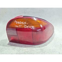 PILOTO TRASERO DERECHO 93BG13N004 