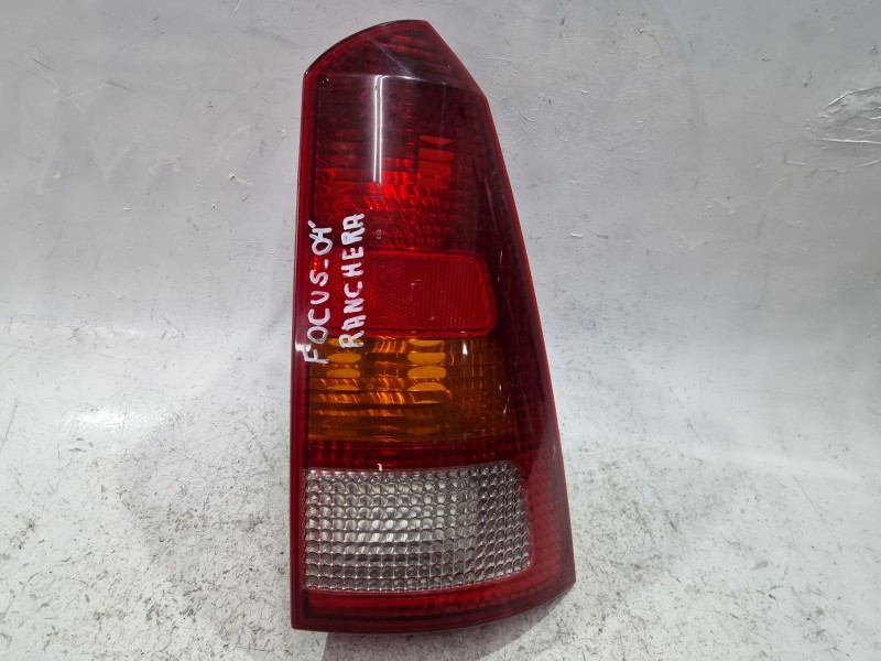 Recambio de piloto trasero derecho para ford focus ranchera familiar (dnw) 1.8 tdci referencia OEM IAM   