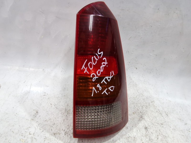 Recambio de piloto trasero derecho para ford focus ranchera familiar (dnw) 1.8 tdci referencia OEM IAM XS4X13N004EC  