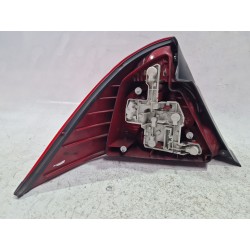 Recambio de piloto trasero derecho para ford mondeo iii sedán (b4y) 2.0 tdci referencia OEM IAM 084311938R  