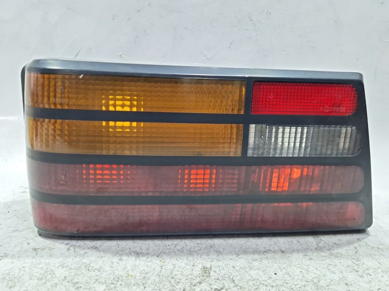 Recambio de piloto trasero izquierdo para ford orion ii (aff) 1.6 d referencia OEM IAM 86AG13A603  