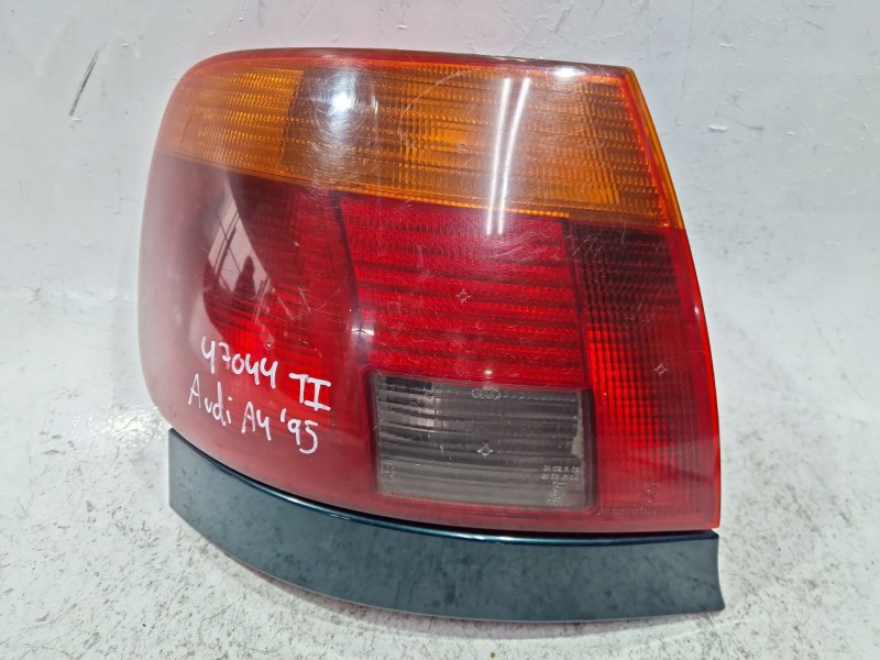 Recambio de piloto trasero izquierdo para audi a4 b5 (8d2) 1.9 tdi referencia OEM IAM 8D0945095A  