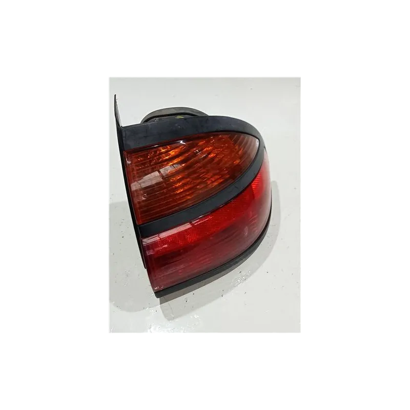 Recambio de piloto trasero derecho para renault laguna (b56)(1994) 2.2 d (b56f/2) referencia OEM IAM 67732960  