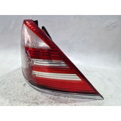 Recambio de piloto trasero derecho para ford mondeo iii sedán (b4y) 2.0 tdci referencia OEM IAM 3S7113404A  