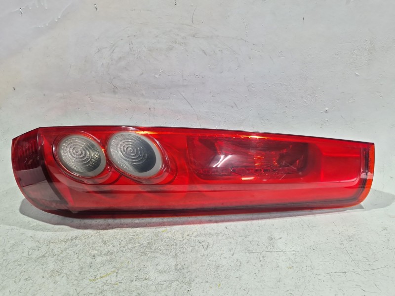 Recambio de piloto trasero derecho para ford fiesta v (jh_, jd_) 1.4 tdci referencia OEM IAM 6S6113404B  