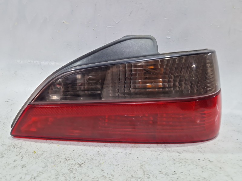 Recambio de piloto trasero derecho para peugeot 406 (8b) 2.1 td 12v referencia OEM IAM 2255D  