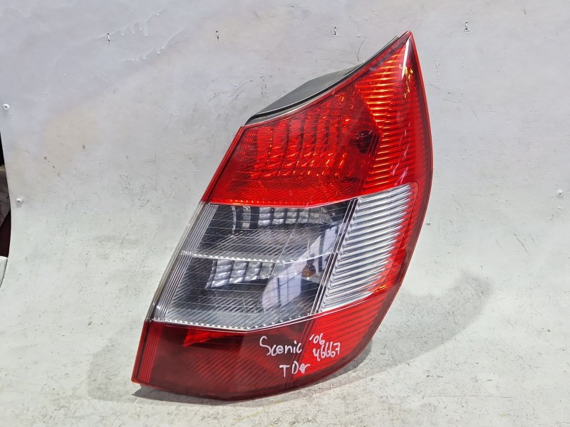 Recambio de piloto trasero derecho para renault scenic ii (jm)(2003) 2.0 (jm05, jm1n) referencia OEM IAM 2SK00865908  