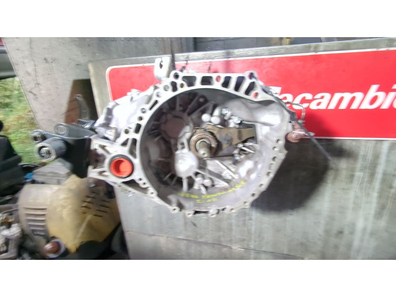 Recambio de caja cambios manual para toyota auris (_e15_) 2.0 d-4d (ade150_) referencia OEM IAM A7317782  