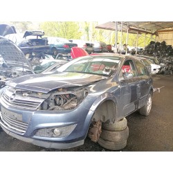 opel astra h gtc (a04) del año 2009