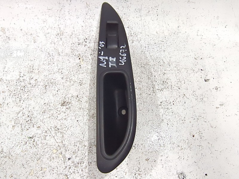 Recambio de mando elevalunas trasero izquierdo para nissan primera hatchback (p11) 1.8 16v referencia OEM IAM 25411AV600  