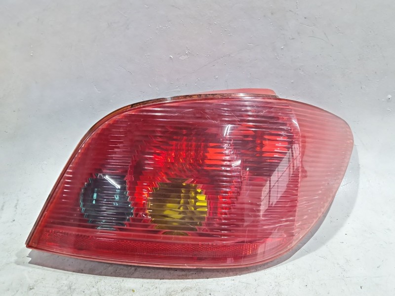 Recambio de piloto trasero derecho para peugeot 307 (3a/c) 2.0 hdi 90 referencia OEM IAM   