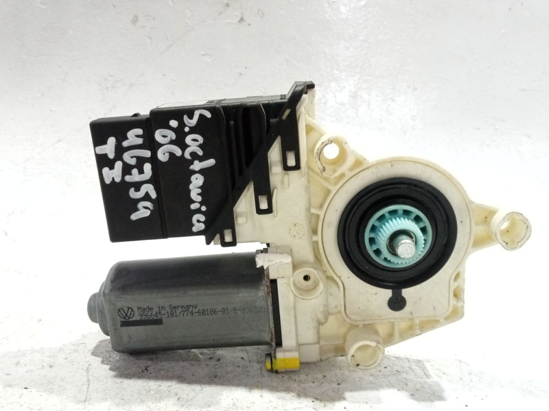 Recambio de motor elevalunas trasero izquierdo para skoda octavia ii (1z3) 1.9 tdi referencia OEM IAM 1K0959703j  