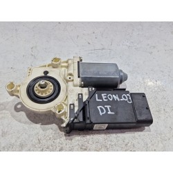 Recambio de motor elevalunas delantero izquierdo para seat leon (1m1) 1.9 tdi referencia OEM IAM 9776105402301  