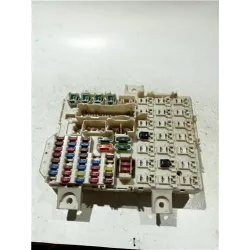 Recambio de caja fusibles/rele para mitsubishi colt (cj0a)(1996) referencia OEM IAM 1791HOA1  