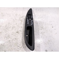 MANDO ELEVALUNAS TRASERO DERECHO 25411AV600 