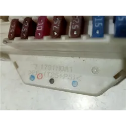 Recambio de caja fusibles/rele para mitsubishi colt (cj0a)(1996) referencia OEM IAM 1791HOA1  