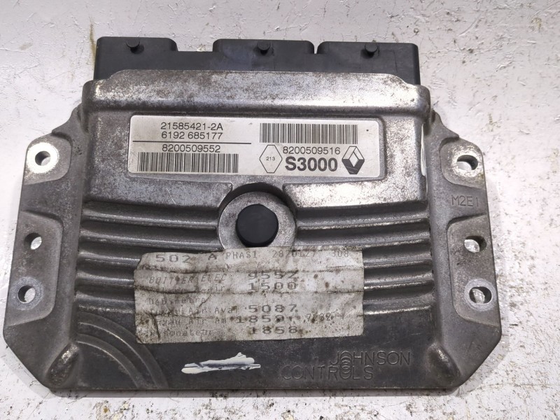 Recambio de centralita inyeccion para renault scenic ii (jm)(2003) 2.0 (jm05, jm1n) referencia OEM IAM 215854212A  