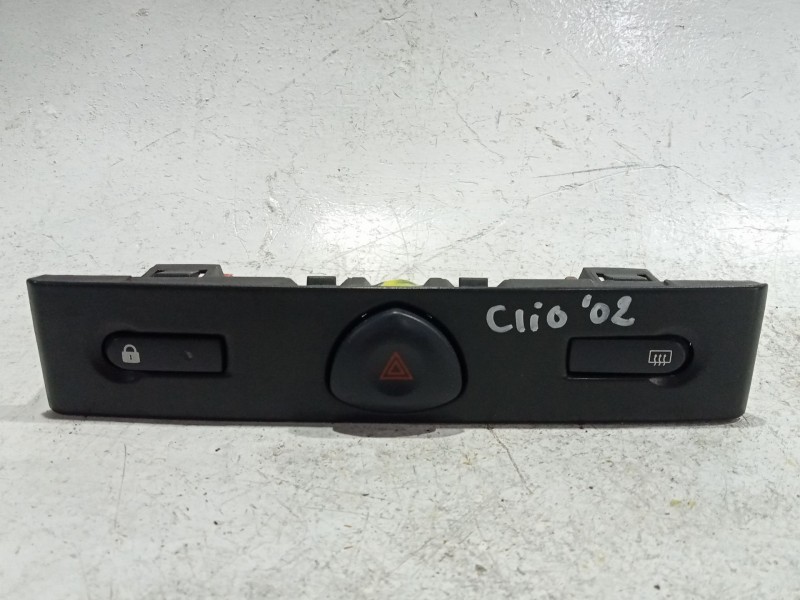 Recambio de boton emergencia para renault clio ii (bb_, cb_) 1.5 dci (b/cb07) referencia OEM IAM 8200071224  