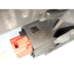 Recambio de boton emergencia para renault clio ii (bb_, cb_) 1.5 dci (b/cb07) referencia OEM IAM 8200071224  