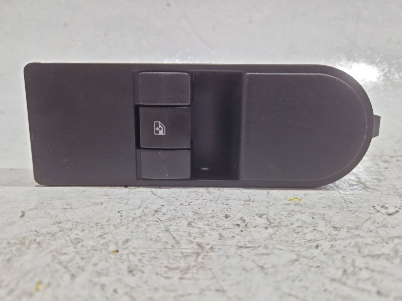 Recambio de mando elevalunas delantero derecho para opel astra h (a04) 1.7 cdti (l48) referencia OEM IAM 13228709  