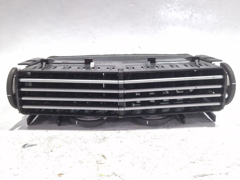 Recambio de aireador central para opel astra h (a04) 1.7 cdti (l48) referencia OEM IAM 24465731  