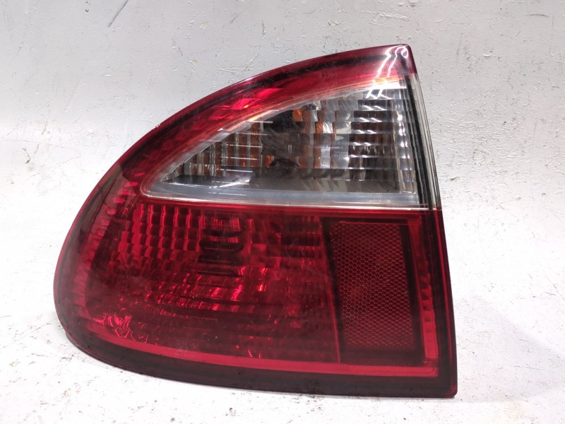 Recambio de piloto trasero izquierdo para seat leon (1m1) 1.9 tdi referencia OEM IAM 1M6945257  