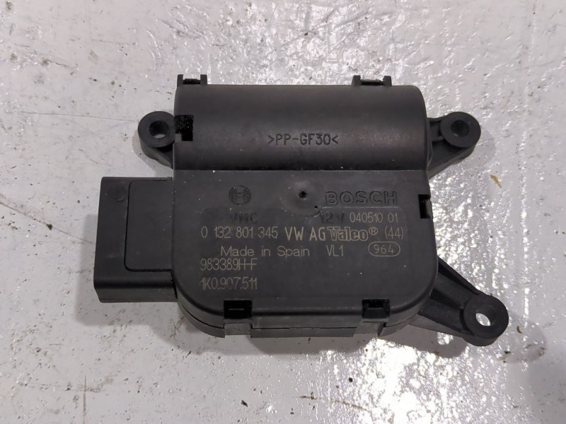 Recambio de motor trampilla calefaccion para seat altea (5p1)(03.2004) 1.6 tdi referencia OEM IAM 0132801345VW  