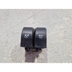 Recambio de mando elevalunas delantero izquierdo para renault grand scénic ii (jm0/1_) 2.0 dci (jm1k) referencia OEM IAM 315050B