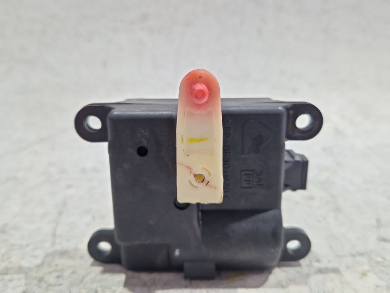 Recambio de motor trampilla calefaccion para nissan qashqai i (j10, nj10) 2.0 dci referencia OEM IAM A24820A3200000  