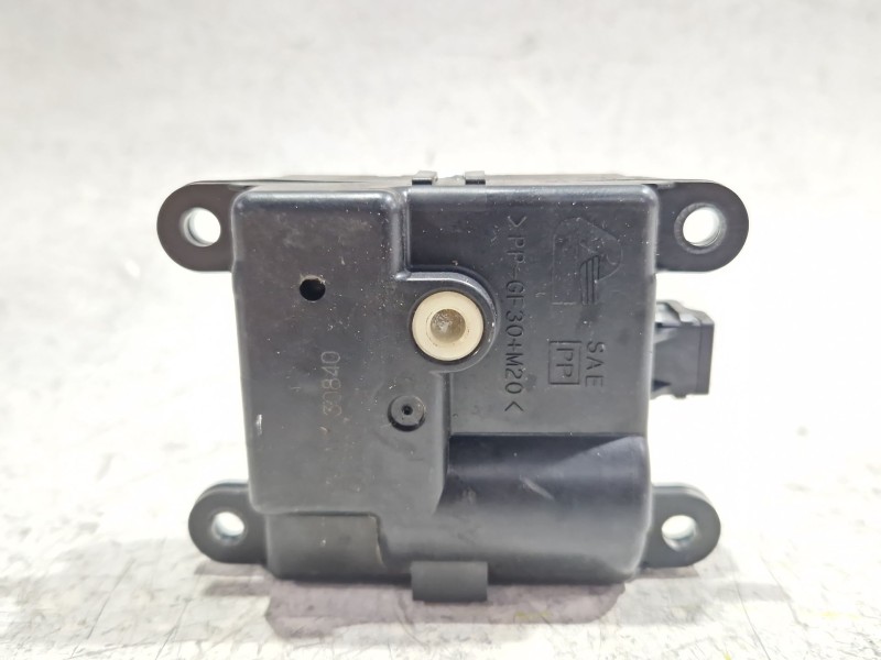 Recambio de motor trampilla calefaccion para nissan qashqai i (j10, nj10) 2.0 dci referencia OEM IAM 3K01030840  