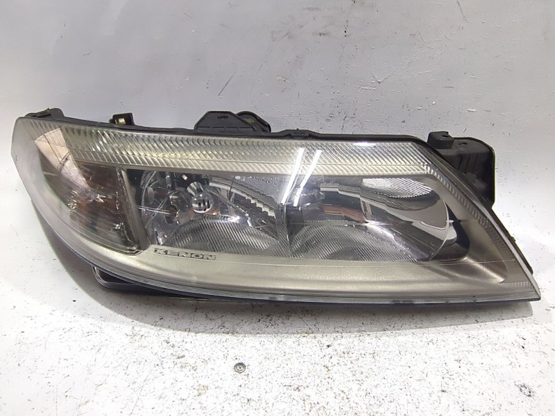 Recambio de faro delantero derecho para renault laguna ii (bg0)(2001) 2.0 dci (bg1t) referencia OEM IAM 8200163324  