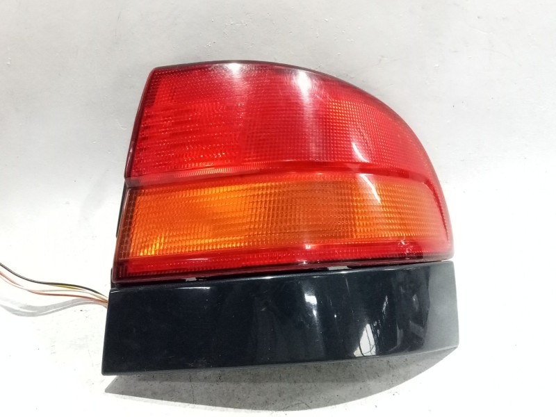 Recambio de piloto trasero derecho para toyota carina (t19)(1995) 2.0 gli (st191) referencia OEM IAM Valeo2290  