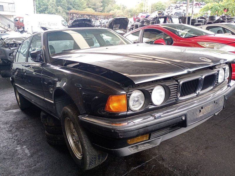 bmw 7 (e32) del año 1987