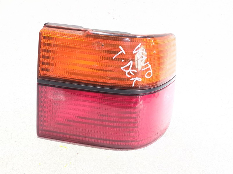 Recambio de piloto trasero derecho para volkswagen vento (1h2)(1991) 1.9 d referencia OEM IAM 1H5945112B  