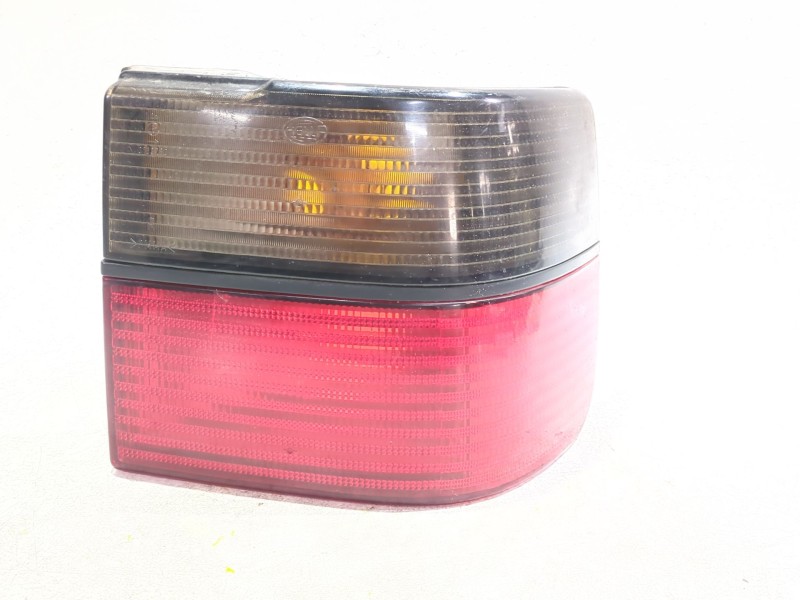 Recambio de piloto trasero derecho para volkswagen vento (1h2)(1991) 1.9 d referencia OEM IAM 1H5945112B  