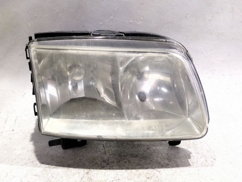 Recambio de faro delantero derecho para volkswagen polo (6n2) 1.4 referencia OEM IAM 084411139R  