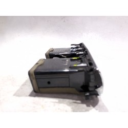 Recambio de aireador central para mazda 3 (bm, bn) 2.2 d referencia OEM IAM BHN26491X  