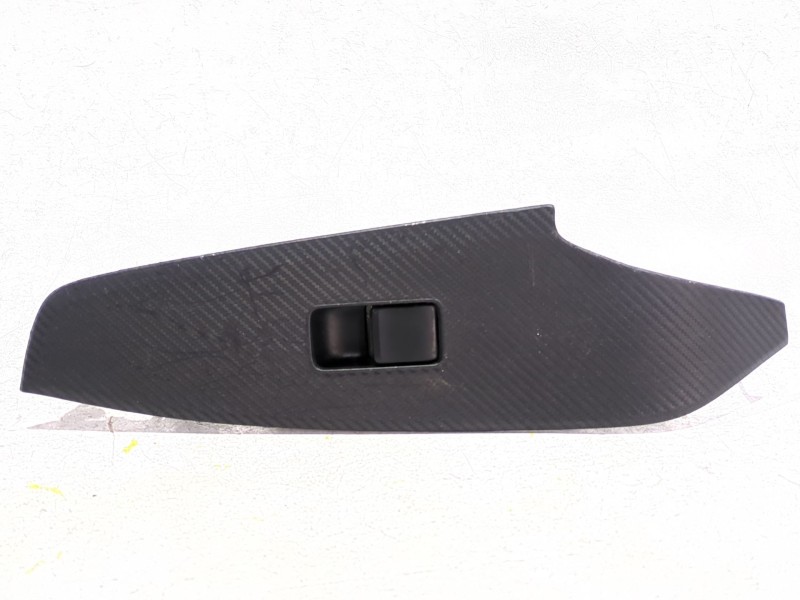 Recambio de mando elevalunas trasero derecho para mazda 3 (bm, bn) 2.2 d referencia OEM IAM BHN9685L6  