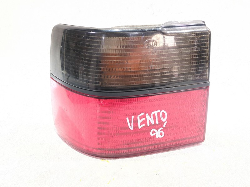 Recambio de piloto trasero izquierdo para volkswagen vento (1h2)(1991) 1.9 d referencia OEM IAM 1H5945111B  