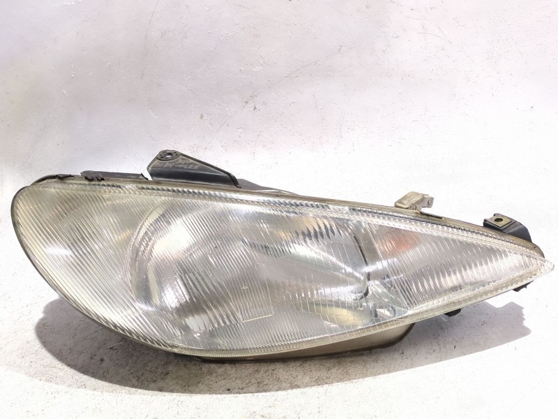 Recambio de faro delantero derecho para peugeot 206 (1998) 1.9 d referencia OEM IAM 9640559480  