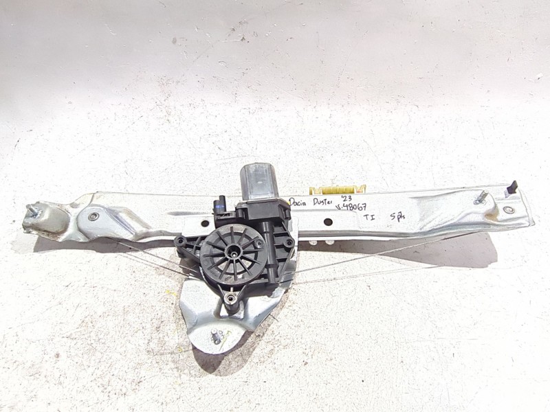 Recambio de mecanismo elevalunas trasero izquierdo para dacia duster (hm_) 1.5 dci 90 (hmaa) referencia OEM IAM 827210622R  