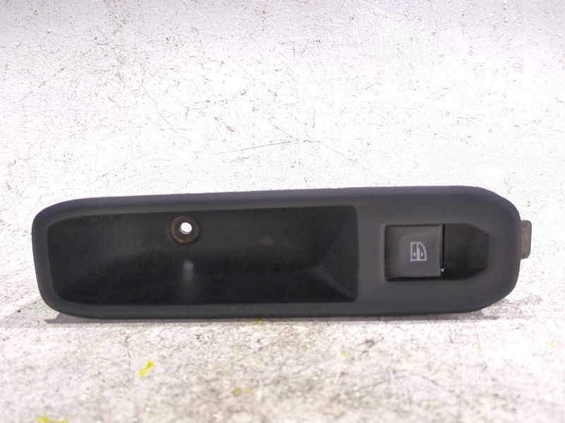 Recambio de mando elevalunas trasero derecho para dacia duster (hm_) 1.5 dci 90 (hmaa) referencia OEM IAM 829606755R  